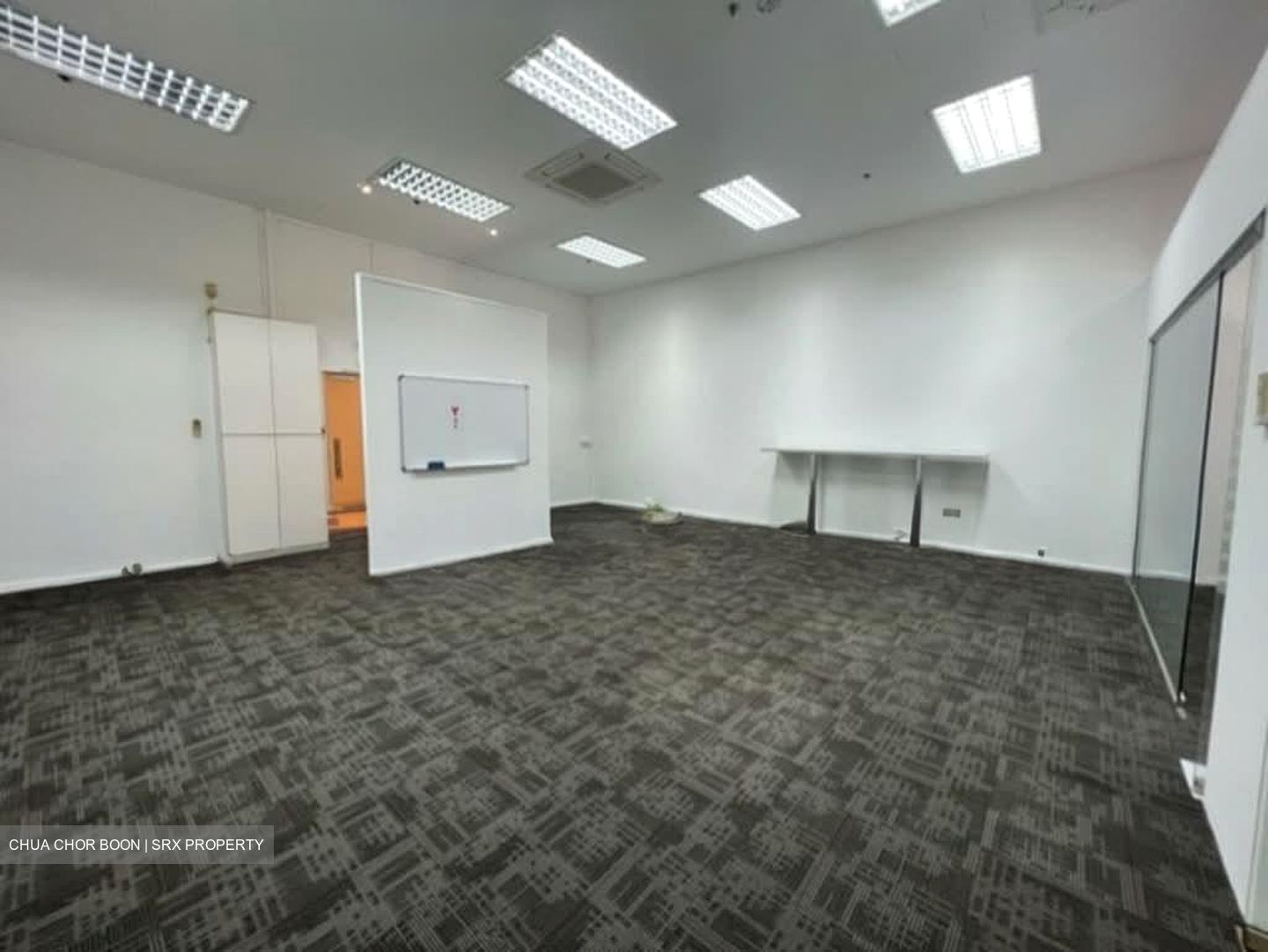 International Plaza (D2), Office #559693781